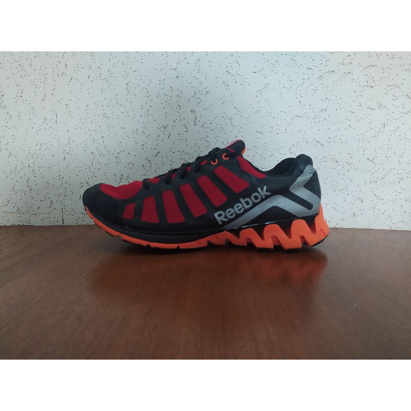 sepatu Reebok zigtech zigkick mens low