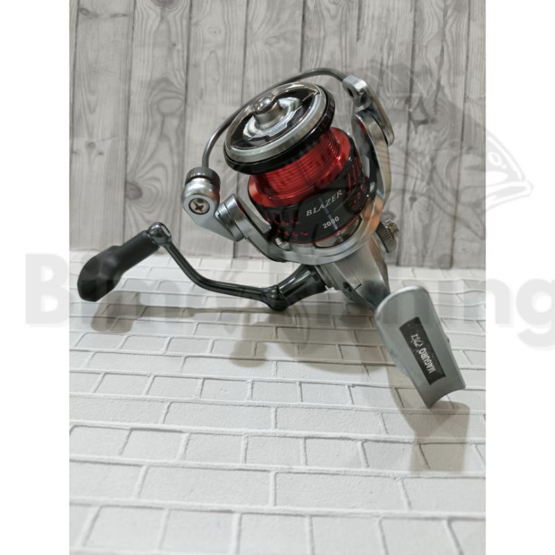 Reel Maguro Blazer 800 | 1000 | 2000-2000H | 2500-2500H | 3000CB-3000CBH