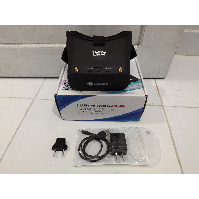 EACHINE EV800DM VR GOGGLES/DVR/MINI (Bekas Terawat)