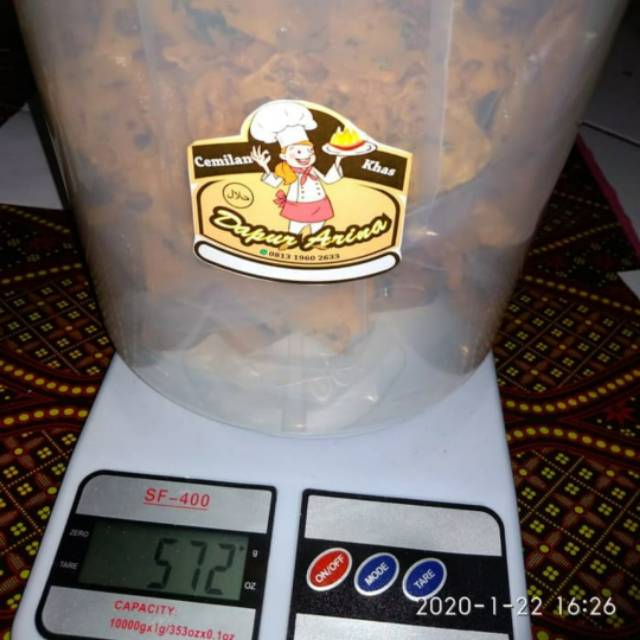 

Peyek kacang toples 5 liter