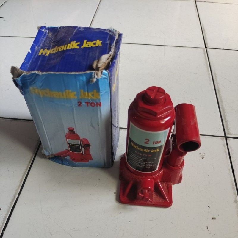 dongkrak botol 2ton / hydaulic bottle Jack 2ton