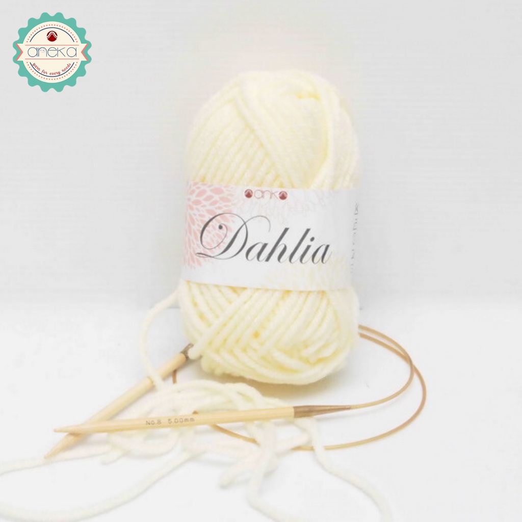 Benang Rajut Karpet Dahlia / Carpet Yarn - 6002 ( Off White )