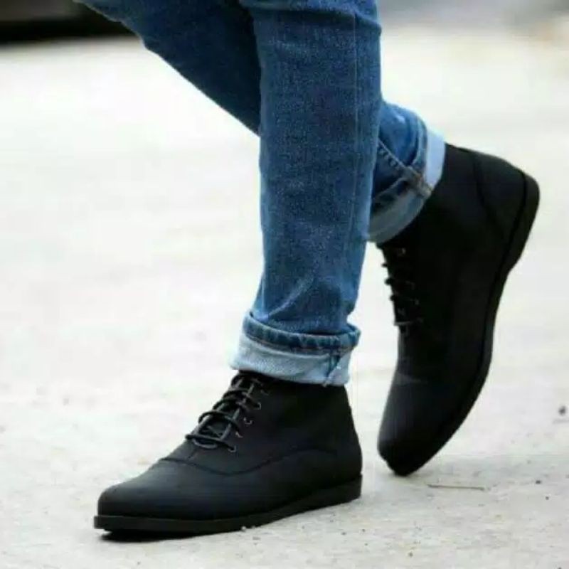 Baru Vintage Pria Boots Lace-Up Musim Dingin PU Kulit Martin Boots