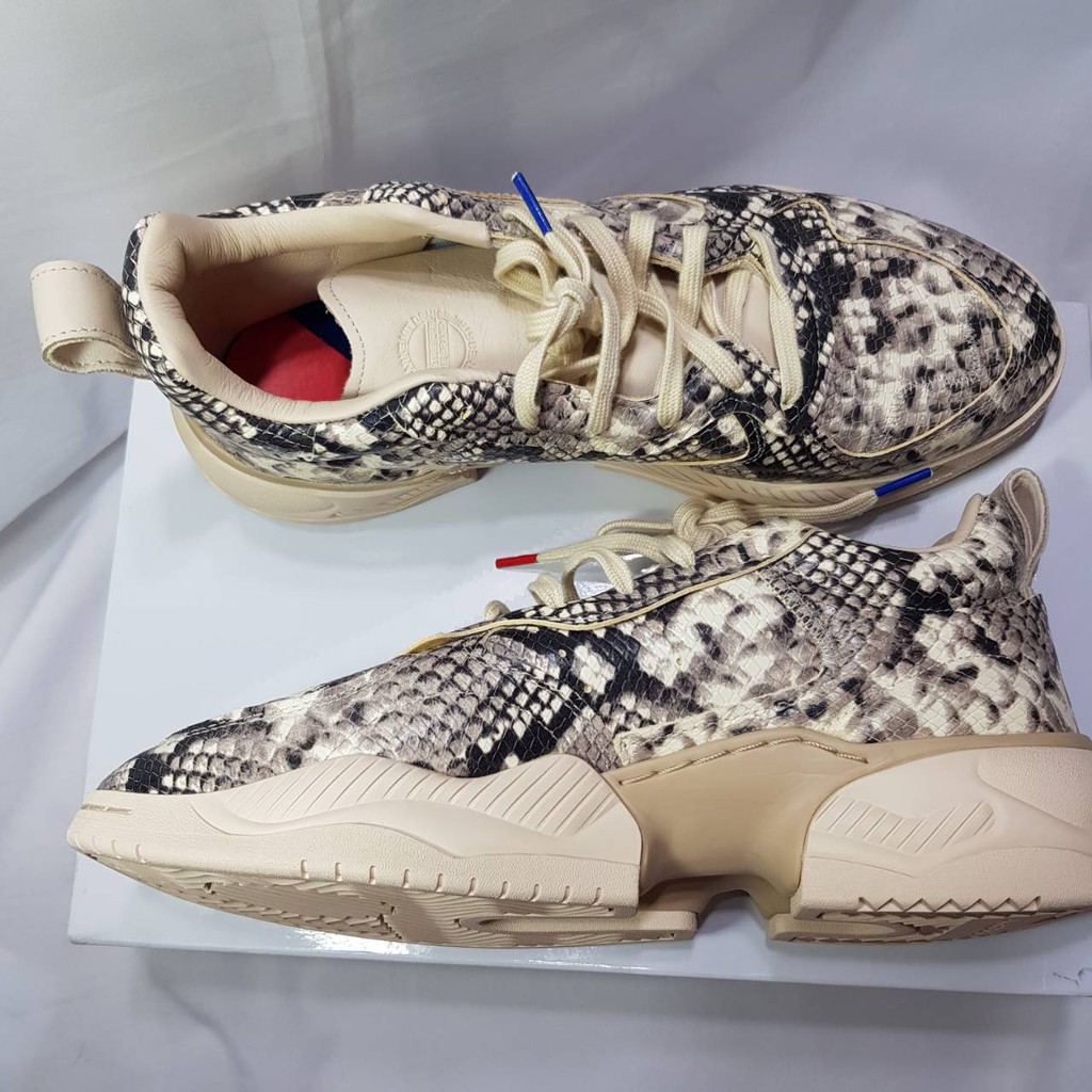 Sepatu Adidas Pria Men Supercourt RX Shoes Limited Edition Ukuran 46 sepatu kulit sapi motif ular