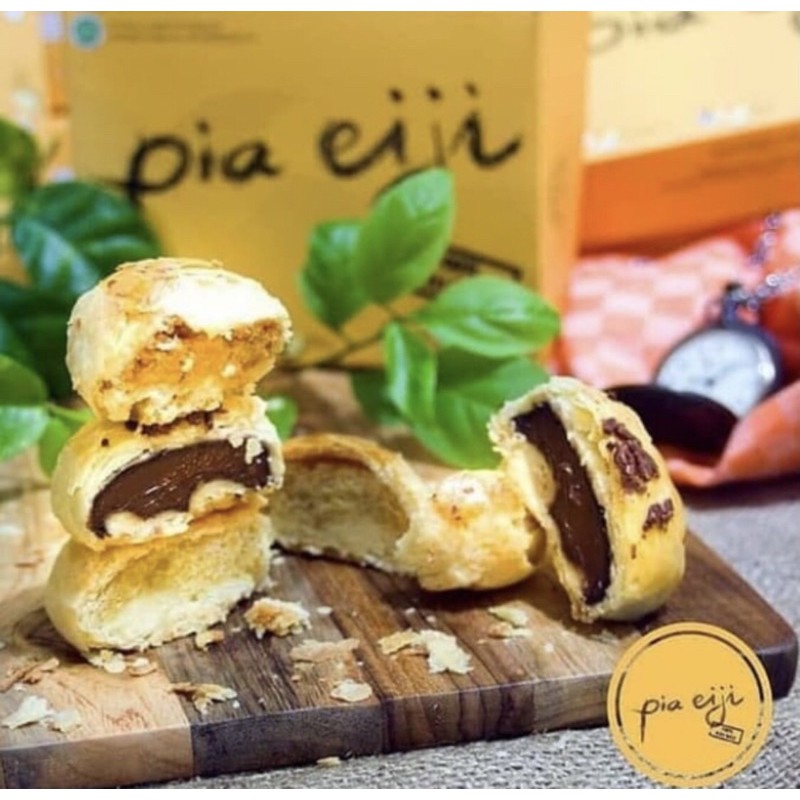 

Pia Eiji