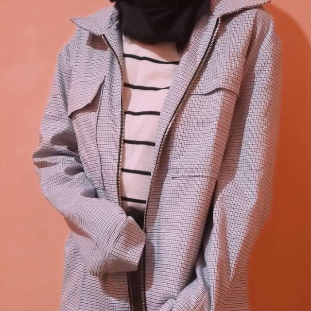 Jual Jaket Even Youth (thrift) Indonesia|Shopee Indonesia