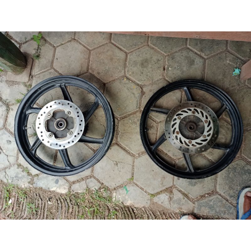VELG/MEGAPRO MONO ORIGINAL 1 set depan belakang