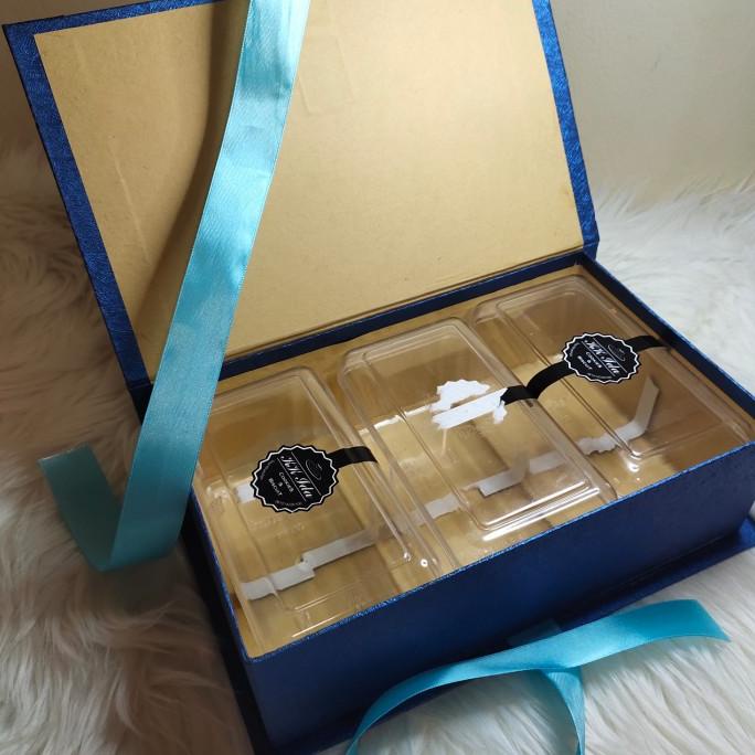 

Premium Product!!! Hardboard Kotak Kado, Kotak Kue, Hampers - Paling Dicari