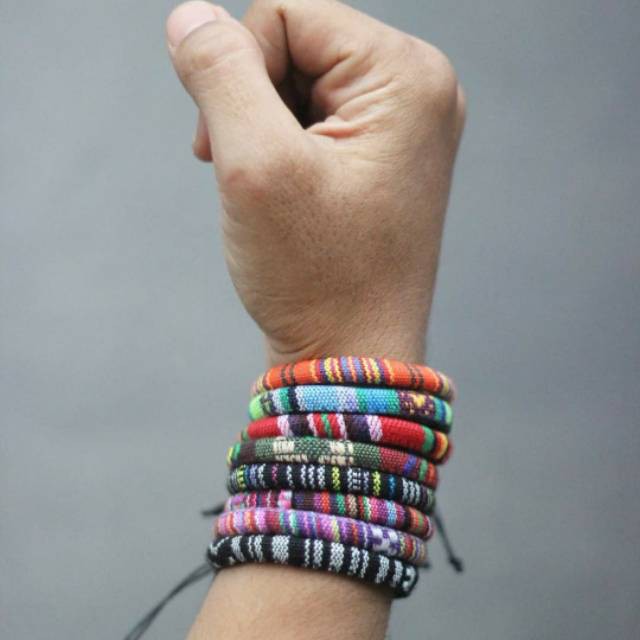 GELANG ETNIK TENUN TALI RAJUT / Gelang Tangan Unisex Khas Lombok Anak Gunung