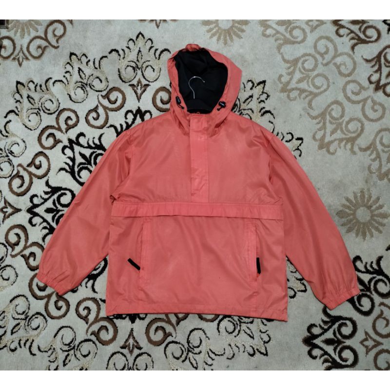 Jaket Uniqlo Anorak