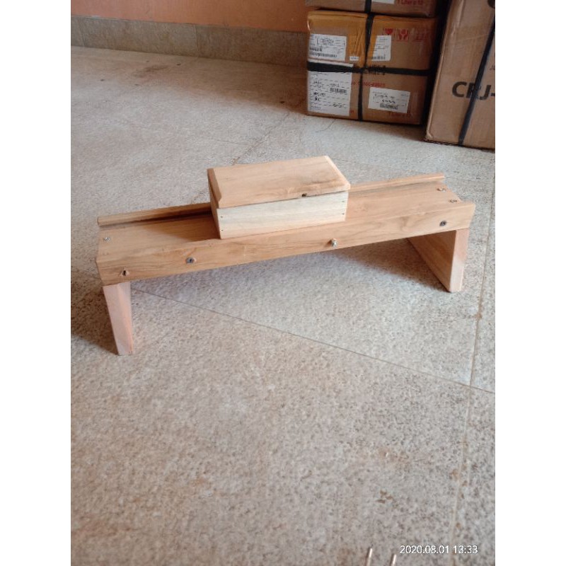 Pemotong perajang bawang, kentang, ketela