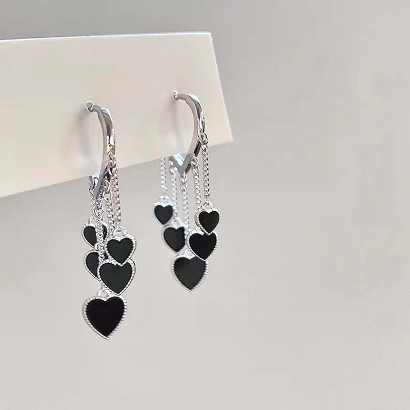Anting Gantung Panjang Model Hati Dengan Rumbai Warna Hitam Untuk Wanita