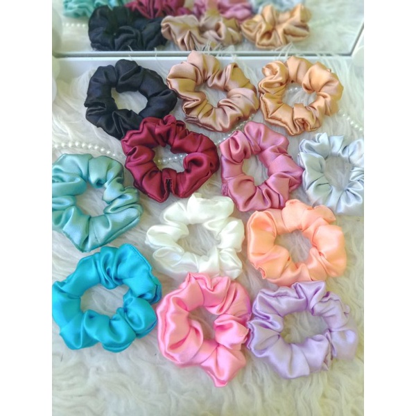 Scrunchies satin premium (FREE GIFT STIKER)- MINI-MEDIUM-random