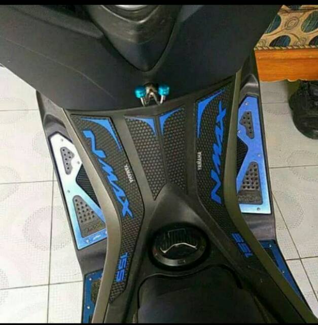 Stiker Sticker Tankpad Karet Nmax Terbaru