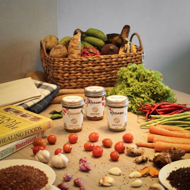 Rasana Bumbu Putih, Kuning, Merah Rahsa Nusantara x Kelinci Tertidur