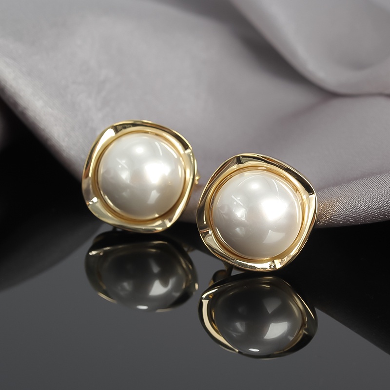 Anting Mutiara Elegan Persegi Geometris Simple lady korea