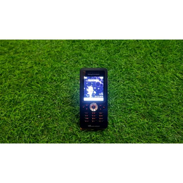 HP Jadoel Sony Ericsson W302 i Walkman Black Normal Original Not W350 Atau W802 Atau W530i