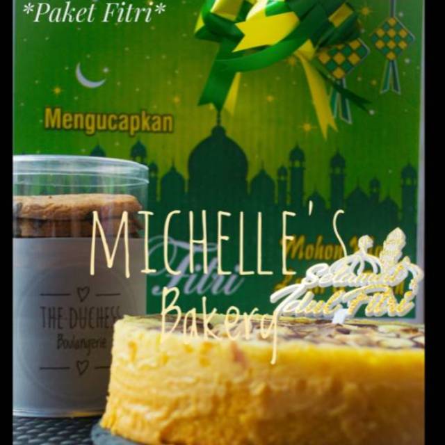 

Paket Lebaran Paket Fitri ~ 1 Chocolate Vanilla Almond Cake & 1 Toples Cookies