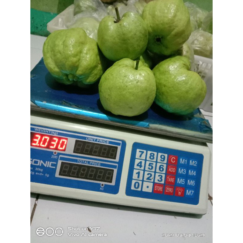

Jambu Kristal 2kg