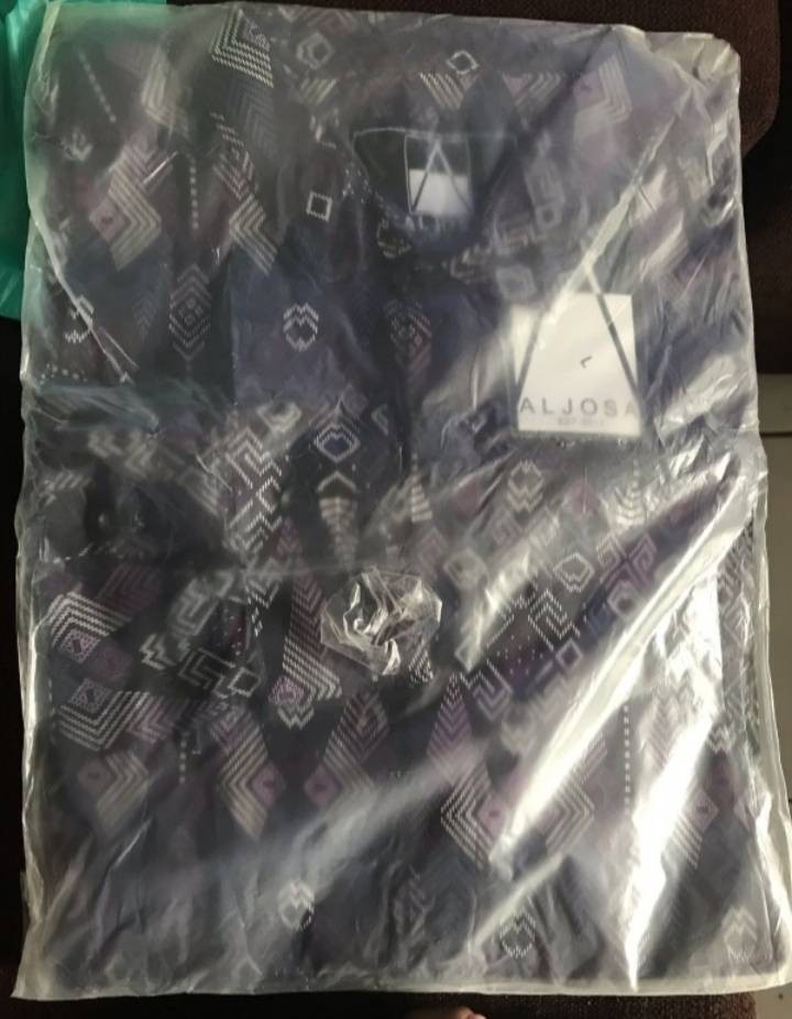 Kemeja Batik Songket Purple Panjang Slim Fit Kerja Kantor Batik Pria