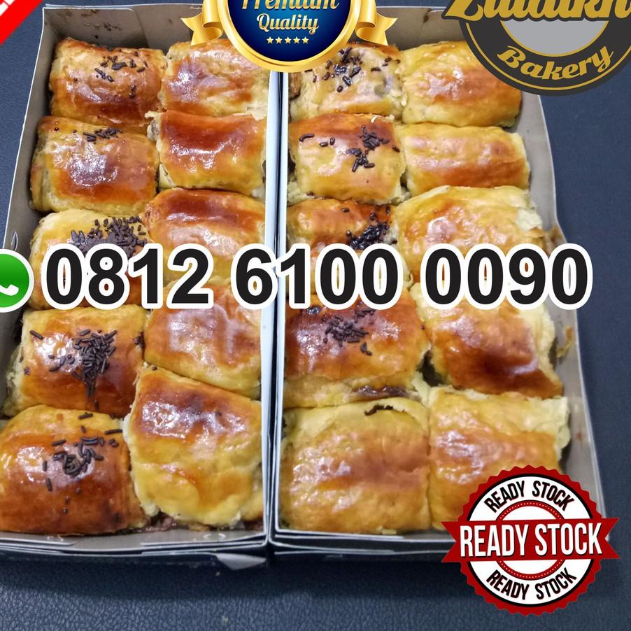 

Bolen Bandung - Pisang Bolen Pisang Keju Coklat Isi 10 Pcs !!