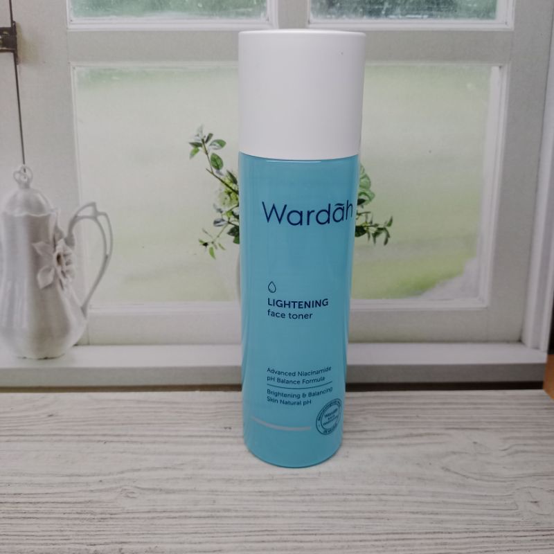 Wardah Lightening Face Toner Advanced Niacinamide