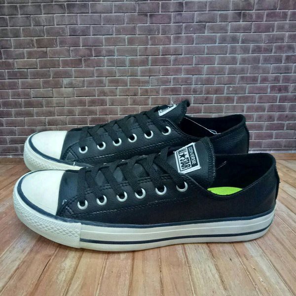 SEPATU CONVERSE ALL STAR KULIT LOW 37-43 SEPATU CONVERSE KULIT HITAM