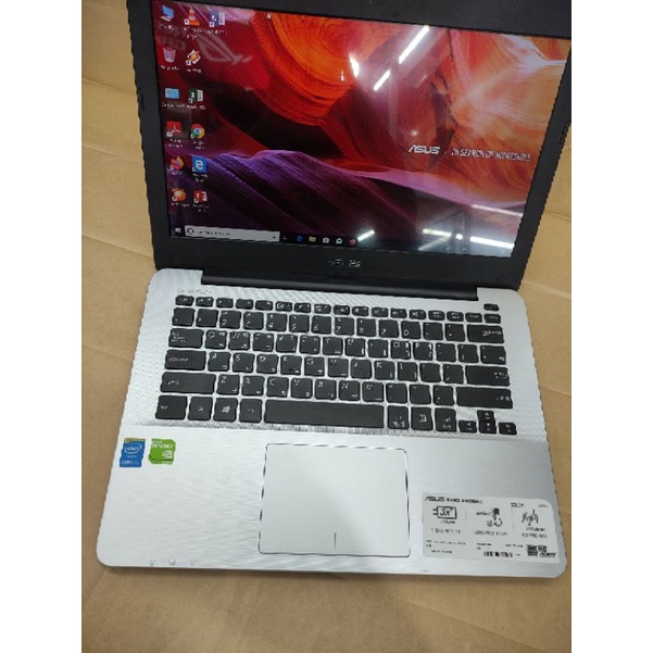 Laptop Bekas Asus X302LJ i7-5500U 4GB|128GB SSD FHD MULUS
