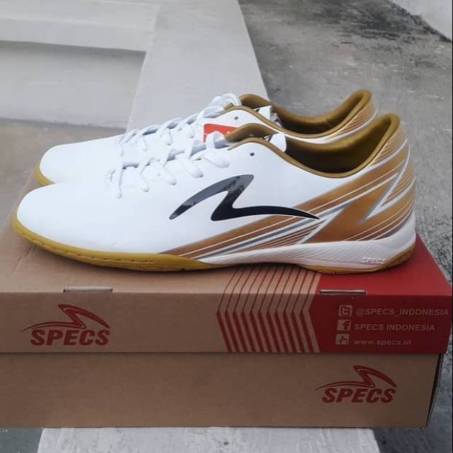 SEPATU FUTSAL SPECS ORI ACCELERATOR LIGHTSPEED 20 IN WHITE GOLD MURAH