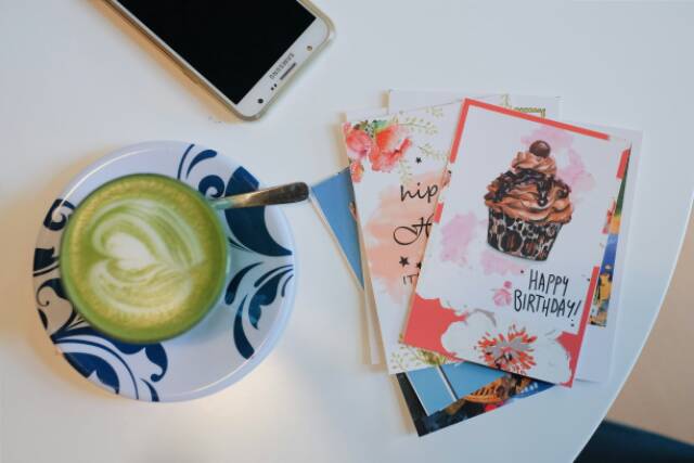 

HAPPY BDAY CUPCAKE ULANG TAHUN UCAPAN KARTU POS POSTCARD POSTCROSSING SURAT FILATELI MURAH ULTAH