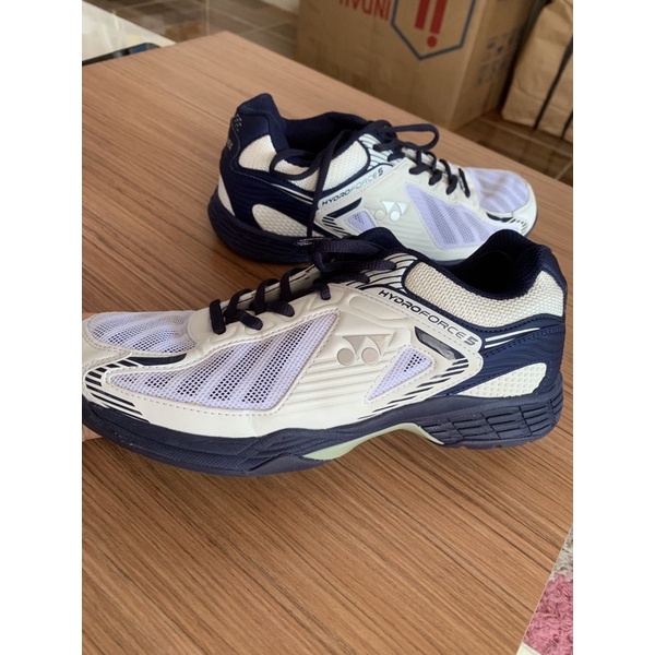 sepatu yonex hydro force 5 preloved