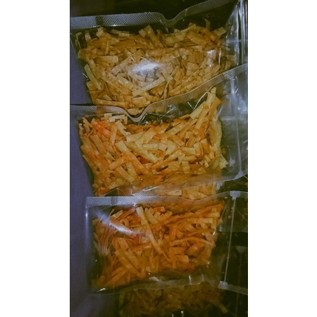 

keripik pangsit daun jeruk 100gr