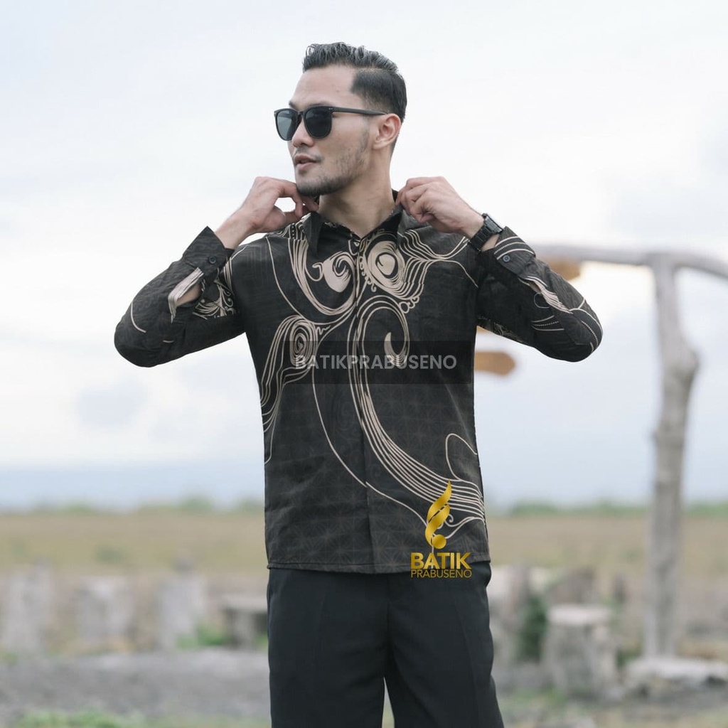 PRABUSENO // Batik Prabuseno - LENGA PATRA Batik Pria Slimfit Lengan Panjang