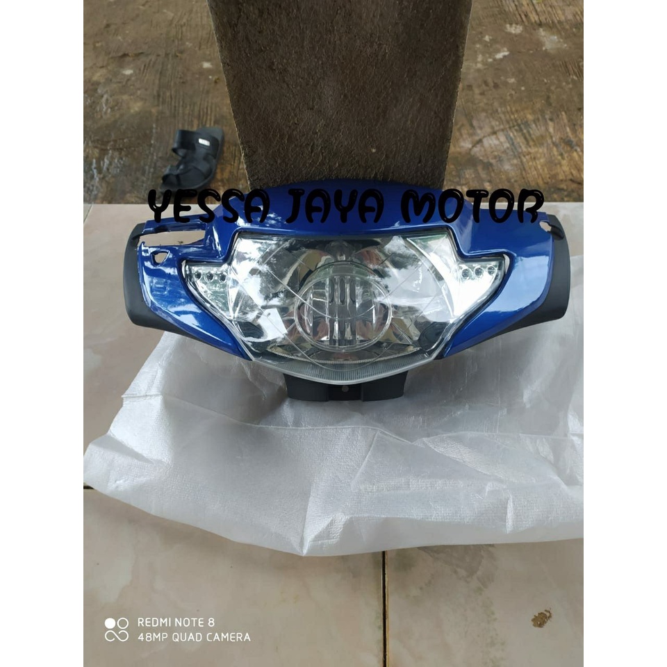 Batok kepala depan plus lampu depan supra x 125 lama warna biru