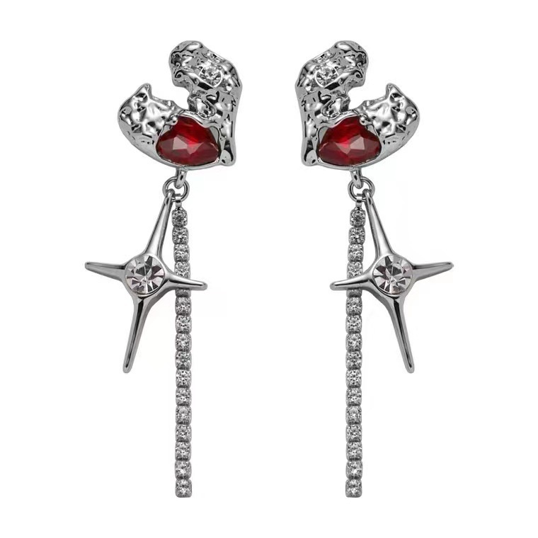 Anting Bentuk Hati Bahan Zirkon Warna Merah