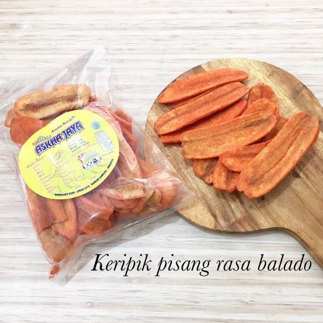 

Keripik pisang rasa balado