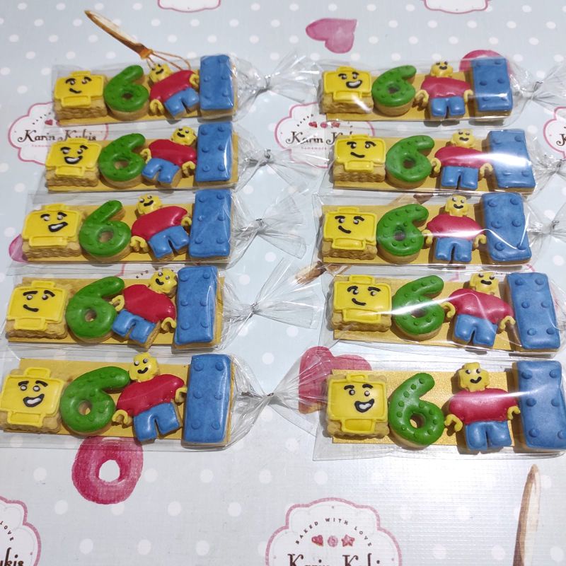 

HAMPERS, SOUVENIR KUKIS ULTAH TEMA LEGO ISI 4
