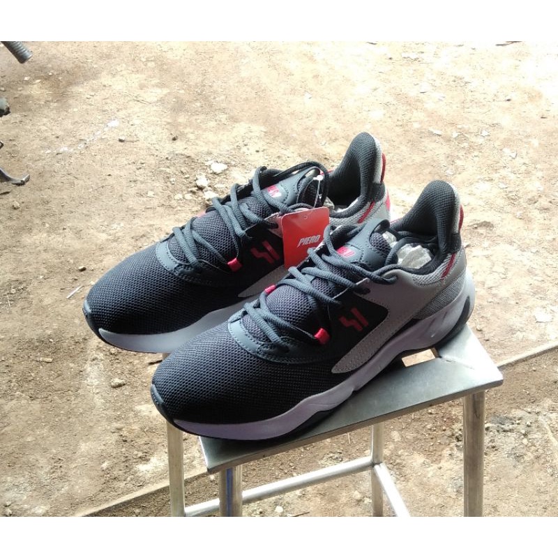 Piero Cruzer Asphalt Black/Light Grey/White