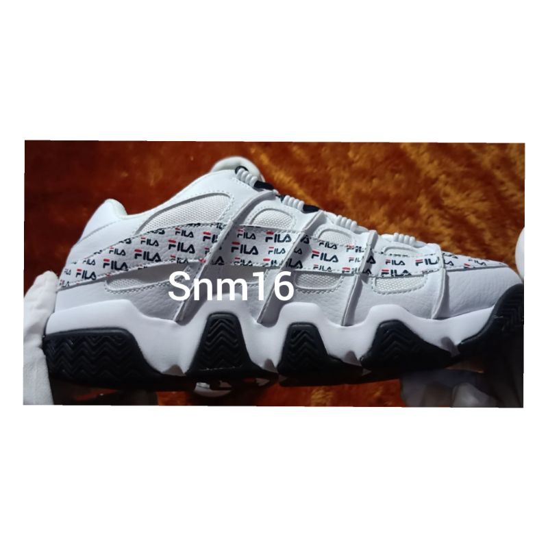 

Fila barricade 97 tape tapey / Fila x bts