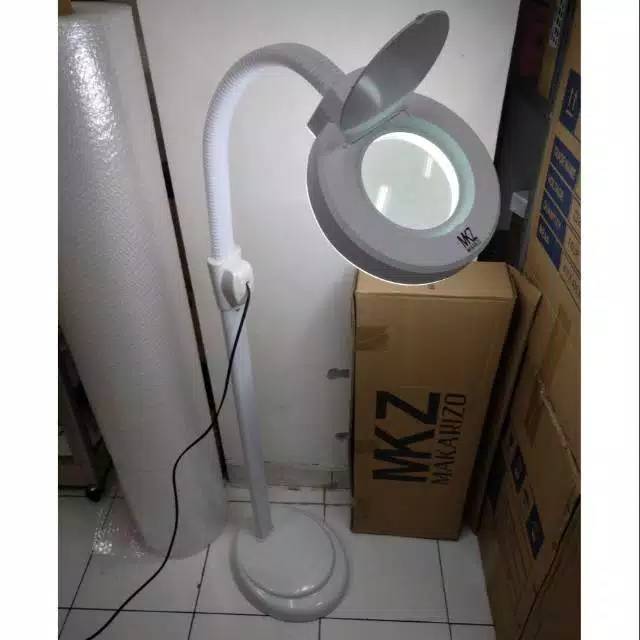 LAMPU FACIAL KACA PEMBESAR