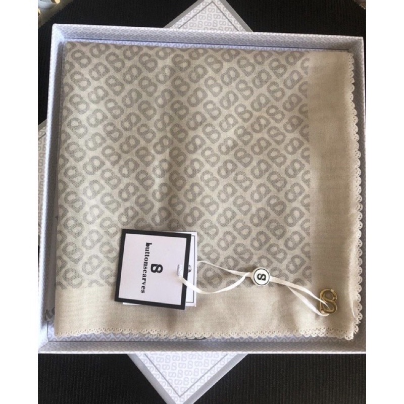 Buttonscarves tapis seed