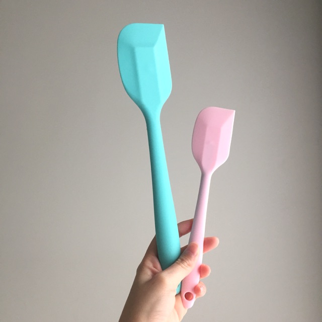 Spatula silikon tahan panas dan anti lengket
