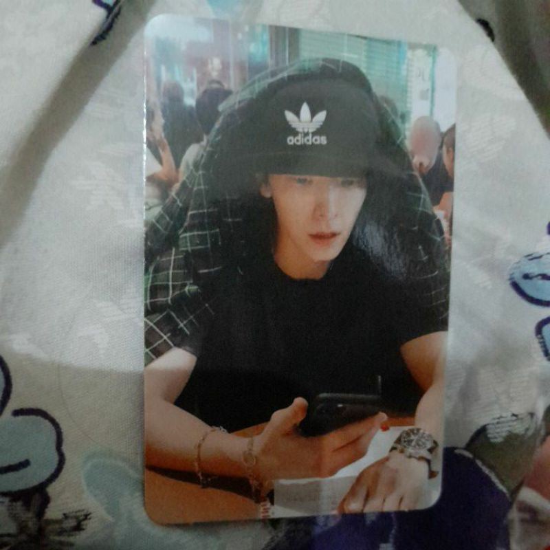 PC DONGHAE BAD LIAR ( Adidas ) OFFICIAL