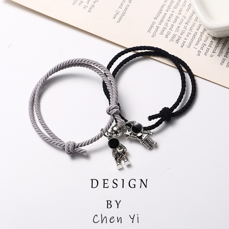 【COD Tangding】2pcs/set Couple Lovely Astronaut Bracelets Magnet Attracting Each Other Bracelets Lover Gift