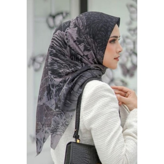 BUTTONSCARVES FARSHA BLACK VOAL