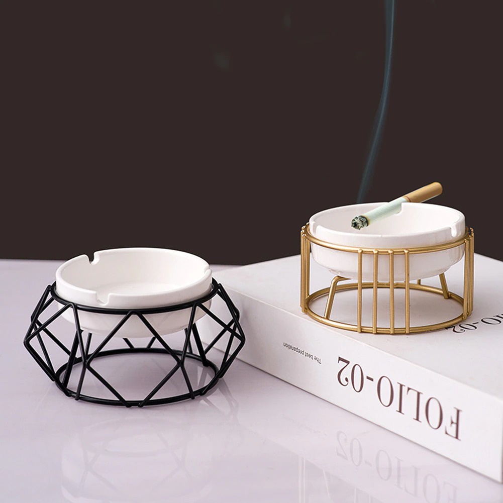 GS8i licks Dekorasi Meja asbak rokok cerutu keramik desain unik hollow out ashtray - l302 - white Or-i