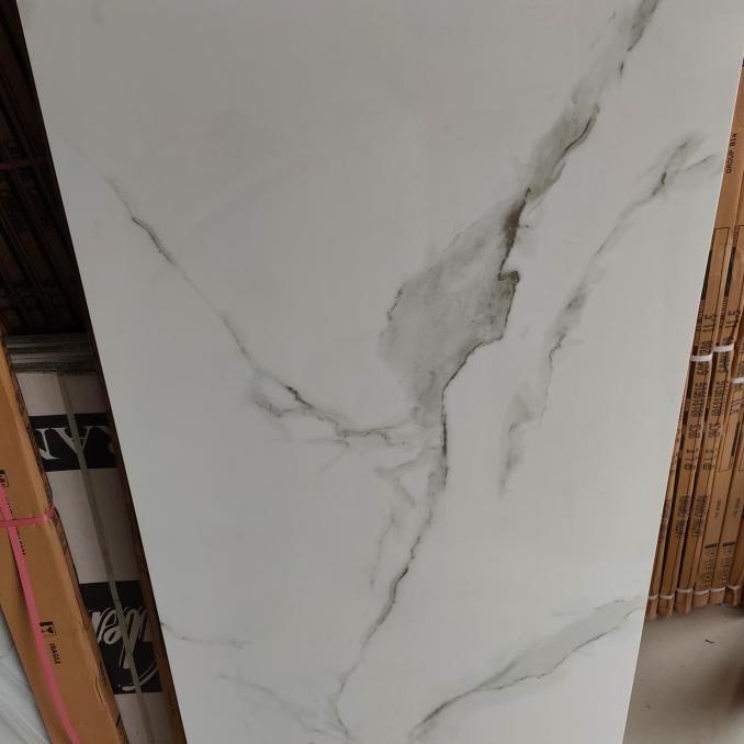 GRANIT Granit putih motif 60x120 Florence Calacatta