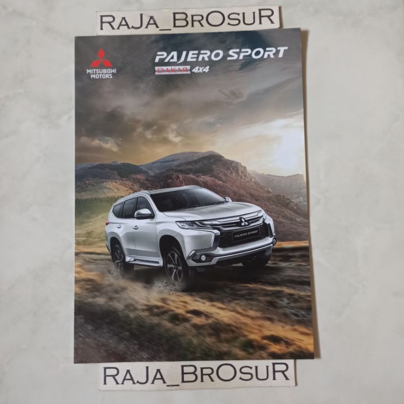 Poster brosur katalog leaflet Mitsubishi Pajero Sport Dakar 4x4 2018