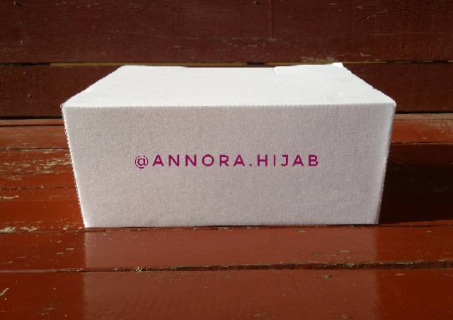 

Packing buket hijab (kardus polos/ kotak kado motif)