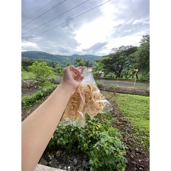 

peyek kacang di jamin kriyuk